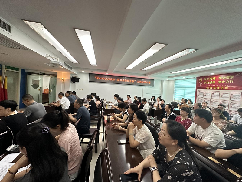 咸陽(yáng)路橋工程公司舉辦“廉心向黨擔(dān)使命 凝心攻堅(jiān)促發(fā)展”主題演講比賽